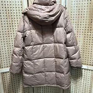 Mondetta Ladies' Square mid-length Quilted Down Parka nwt thumbnail 2