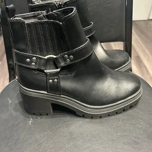 Sincerely Jules Black Combat Boots size 8 women’s thumbnail 3