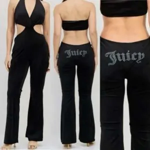 Juicy Couture‎ Jumpsuit Size M Black Velour Cutout Rhinestone Logo Flare Leg Y2K thumbnail 4