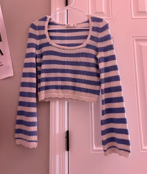 Hollister Knit Sweater thumbnail 1