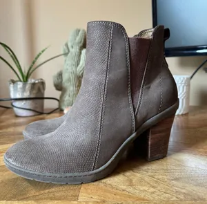 Baretraps Dasha Boot In Brown thumbnail 4