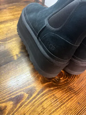UGG Black neumal Chelsea platform boot size 8 thumbnail 8