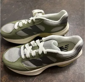 New Balance Sneakers Women’s thumbnail 1
