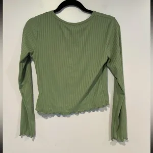 Green ribbed button‎ front shirt thumbnail 3