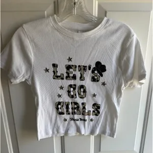 Shania Twain Women's Sz Small "Let's Go Girls" Country Western Graphic Baby Tee thumbnail 1