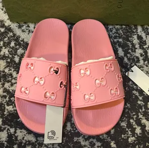 Gucci GG Slide Rubber Sandal Pink Size 36 thumbnail 1
