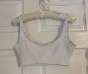 white cropped tank top Size XS thumbnail 2