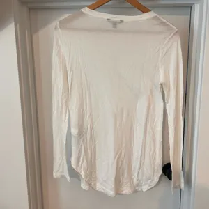 Banana Republic Cream Fitted Long Sleeve Tee thumbnail 4