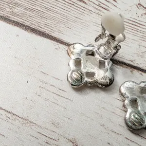 Vintage Clip On Earrings - Dainty Orange Gems - 5/8" thumbnail 8