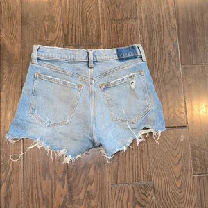 Abercrombie & Fitch the Mom shorts high rise Light Blue Jean Shorts size 0/25 thumbnail 6