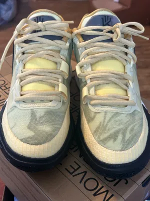 Nike Kyrie 8 Citron Tink Black Wheat Golf thumbnail 6