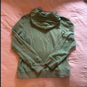 Green LA Hearts Sweatshirt thumbnail 3