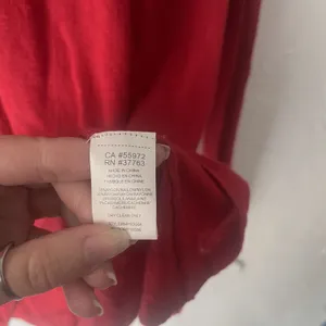 C & C California Size Medium Red Round Neck Long Sleeve Wool Cashmere‎ Sweater thumbnail 5