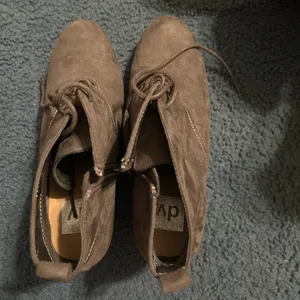 Boots Brown Size 10 thumbnail 2