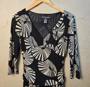  Black and White Patterned Dress with 3/4 Sleeves thumbnail 3