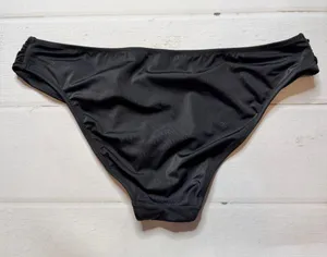 Victoria’s Secret - Women’s Black Bikini Set - Size Large & 36D thumbnail 9