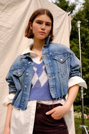 Free People Distressed Denim Jacket Cut-Off Frayed Edge Cropped Oversized sz S thumbnail 1