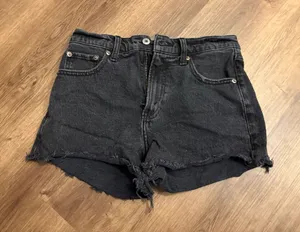 Abercrombie 90s Relaxed Cutoff High-Rise Shorts 25 thumbnail 1