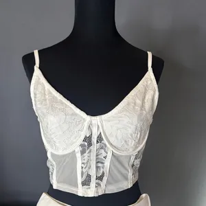 White Lace Women's 2 Piece Sexy Bodycon Set **Size L fits like a MEDIUM NWOT thumbnail 2