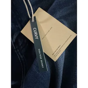 KanCan Curvy High Rise Skinny Denim Jeans 30x28 NEW Side Slit Hem Stretch thumbnail 10