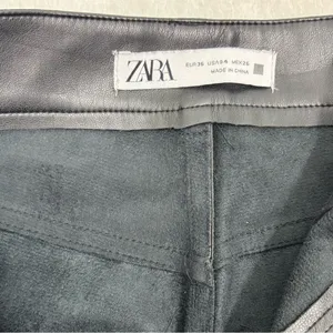 Zara Black Faux Leather High Rise Ankle Pants‎ Women's size US 4 thumbnail 6
