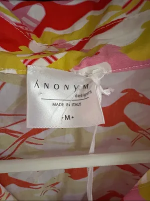 NWT ANONYME Dog Print Button Up Top Size Medium Retail $135.00 thumbnail 4