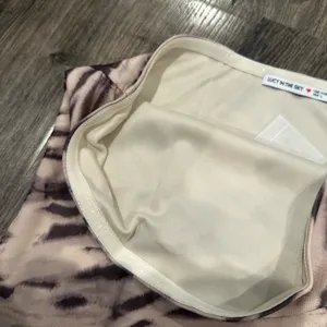 Grey Bandit Tiger Print Strapless Top thumbnail 6