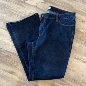 Old‎ Navy Womens Mid Rise Zip Fly Bootcut Denim Jeans Dark Wash Size 20 thumbnail 5