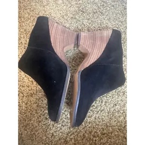 Kelsi Dagger Brooklyn Black Suede Faux Fur Lined Wedge Mules Clogs Womens 10 thumbnail 5
