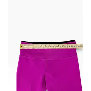 Lululemon Bright Pink High-Rise Cropped Leggings Women Size 6 thumbnail 6
