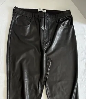 Abercrombie‎ & Fitch Vegan Leather 90s Straight Pant - Size 16. thumbnail 2