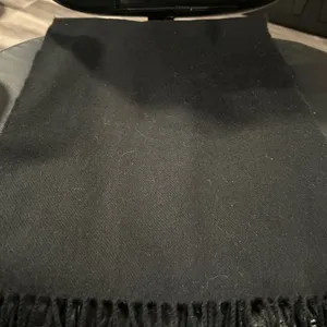100% Cashmere Black Fringe Scarf Unisex thumbnail 2
