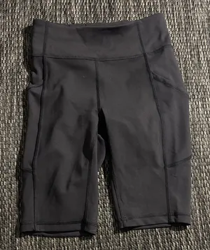 Lululemon Invigorate High Rise BIker Short Everlux 10" Size 4 thumbnail 1