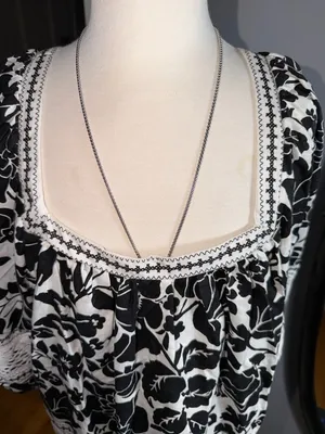 Rachel Zoe Black and White Floral Square-Neck Blouse thumbnail 5