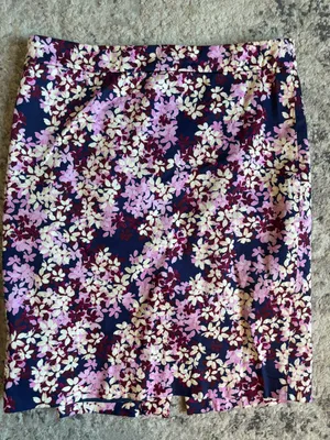 J.Crew The Floral Pencil Skirt Woman's Size 4 thumbnail 1