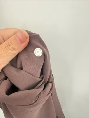 Lululemon On The Fly Skirt *Woven Cherry Cola Size 6 thumbnail 4