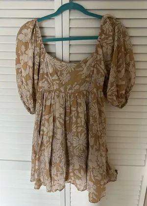 Boutique Puff Sleeve Dress thumbnail 1