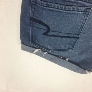 American Eagle Shortie Stretch Medium Wash‎ Denim Cuffed Size 8 thumbnail 4