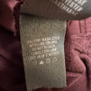 2098 | Aerie Oversized‎ High Low Viscose Blend Knit Pullover Burgundy Women M thumbnail 7