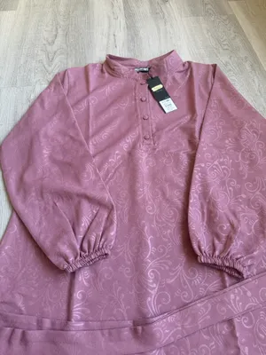 Ilmek Long Pink Dress, Size 42, NWT — Elegant, Long-Sleeve, with Belt thumbnail 3
