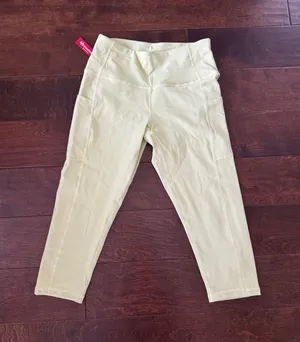 Ewedoos Capri Leggings for Women High Waisted lime green thumbnail 1