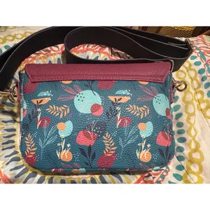 NWOT Disney Parks Frozen 2 Anna and Elsa Fleur design Crossbody Bag thumbnail 3