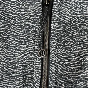 Lululemon Scuba Hoodie Splatter White Black Full Zip Sweatshirt Womens Sz. 8 thumbnail 11