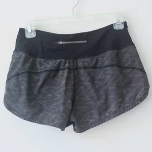Vuori Charcoal Grey Athletic Athleisure Casual Shorts with Pocket Extra Small thumbnail 6