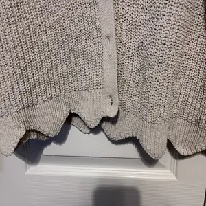 LC Lauren Conrad cardigan size medium thumbnail 2