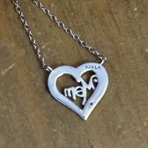 925 Silver dainty open heart Mom necklace thumbnail 2