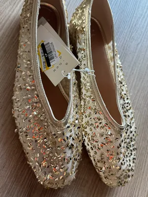 Gold‎ Sequin Embellished Women's Flats Gold Size 8.5 thumbnail 4