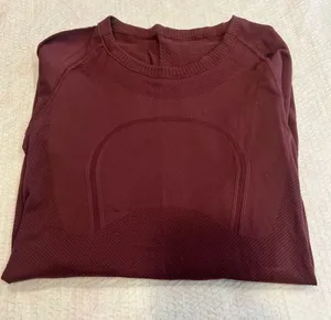 Lululemon burgundy reflective swiftly tech long sleeve 4 thumbnail 1