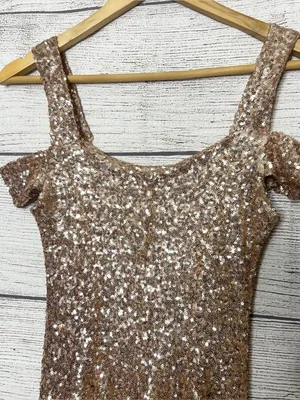Couture Gold Sequin Sparkling Off Shoulder Formal Evening Gown Size Small Tall thumbnail 2