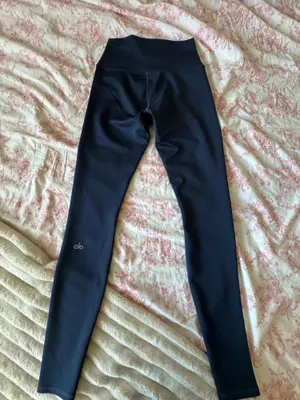 Alo leggings thumbnail 1